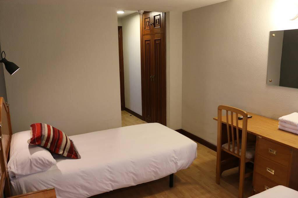 Hostal Alda Palencia Plaza Exterior foto